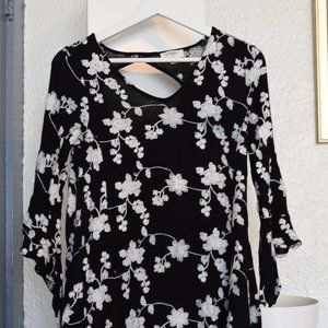 Flowy, floral mini dress